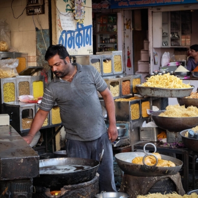 streetfood-market-udaipur-1920x1280